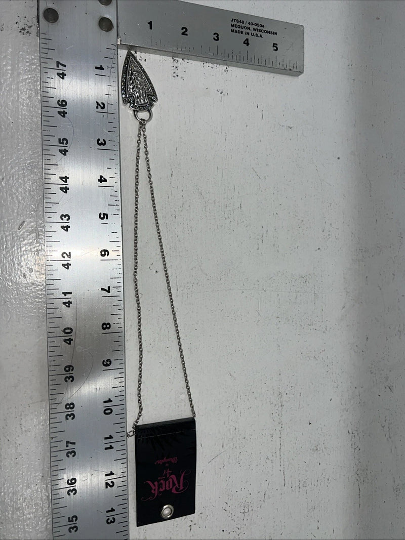 New Women’s Rock 47 Silver Chain Rectangle Necklace. NC2403R47 A-87
