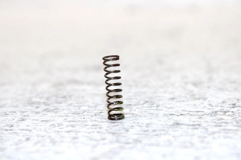 1987 Yamaha Exciter 570 L/c Oem Carburetor Spring 127-14135-00-00 SY18