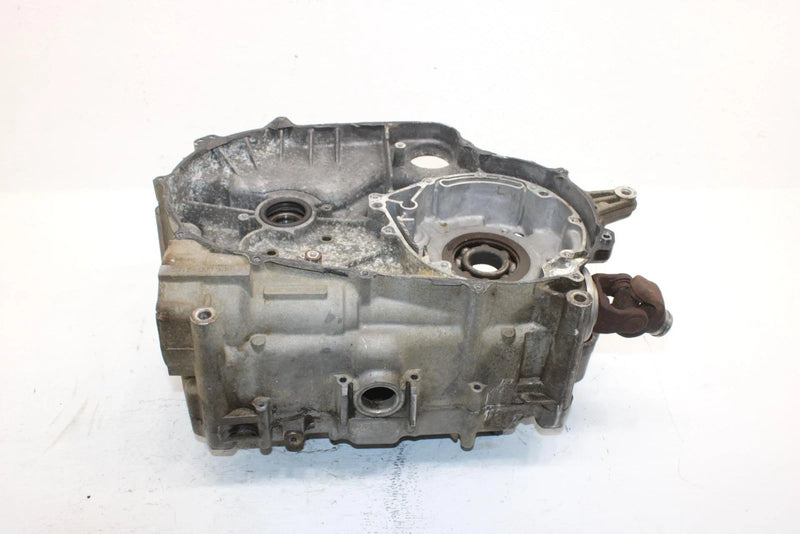 1998 Yamaha Grizzly Oem Crankcase  4WV-15100-12-00 AY49