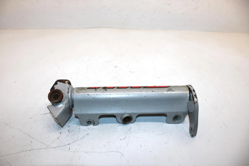 06 Arctic Cat Zr 900 Sno Pro Efi Oem Left Steering Knuckle 1703-757 SAS3
