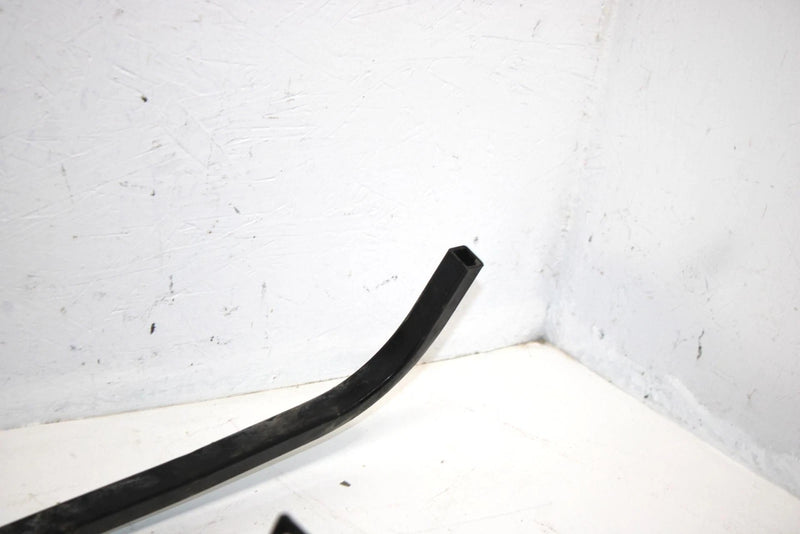 2001 Polaris Magnum 325 Oem Rear Rack Support 1040490-067 AP98