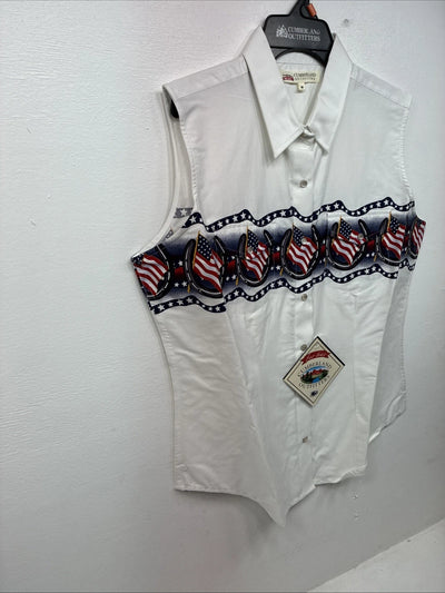 New Women’s Cumberland White Flag Design Short Sleeve Pearl Snap Medium LL-84