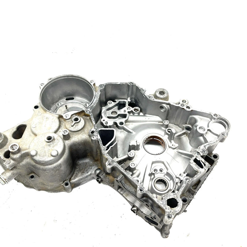2008 Kawasaki Teryx 750 KRF750A 4x4 OEM Crankcase 14001-0109 XK0