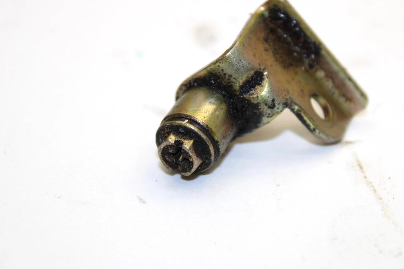 2003 Yamaha Sx Viper Oem Oil Pump Breather Bolt 8DF-13185-00-00 Q2481