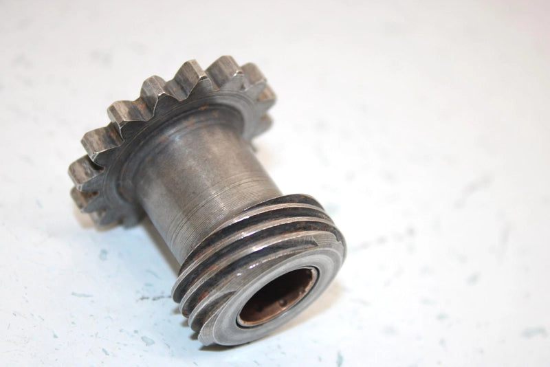 86 Suzuki Lt185 Model F Oem Odometer Drive Gear 26460-24411 AS1