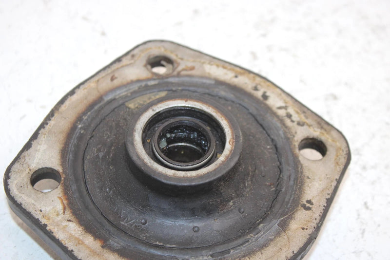 1990 Kawasaki 650 Ts Oem Bearing Holder 13091-3730 JK8