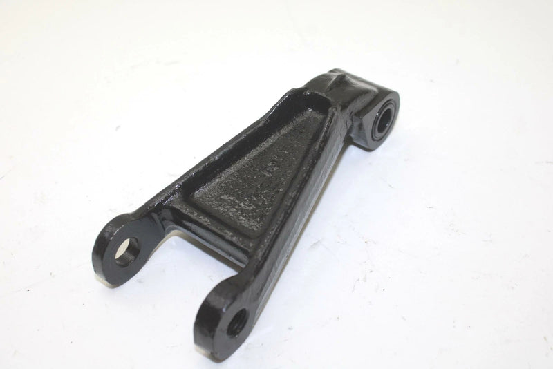 85 Yamaha Phazer OEM Lower Left Spindle Arm 8V0-2382F-02-00 SY42