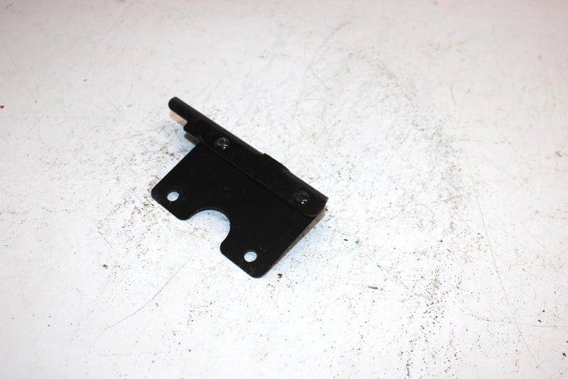 1993 Polaris 350l 6x6 Oem Taillight Mount Bracket 5240244-067 AP153