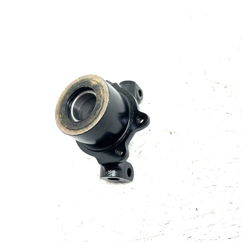 96-02 Suzuki King Quad 300 4x4 OEM Right Steering Knuckle 51231-39D00 AS34