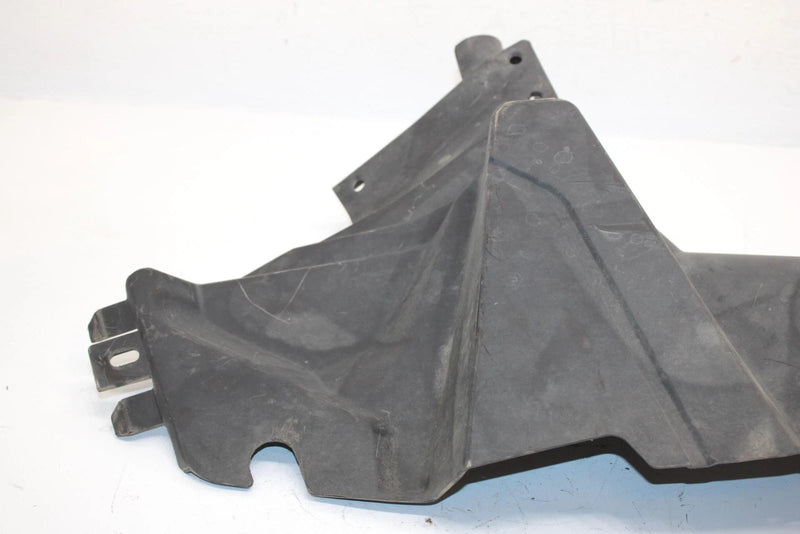 21 Can-am Outlander Max 450 4x4 Dps Oem Right Inner Fender Panel 705017023 AB4