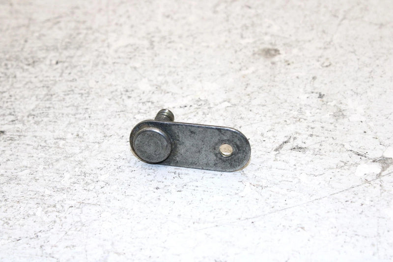 1999 Yamaha Vmax 600 Sx Oem Front Bumper Bracket Pair 8CR-2196M-00-00 SY5