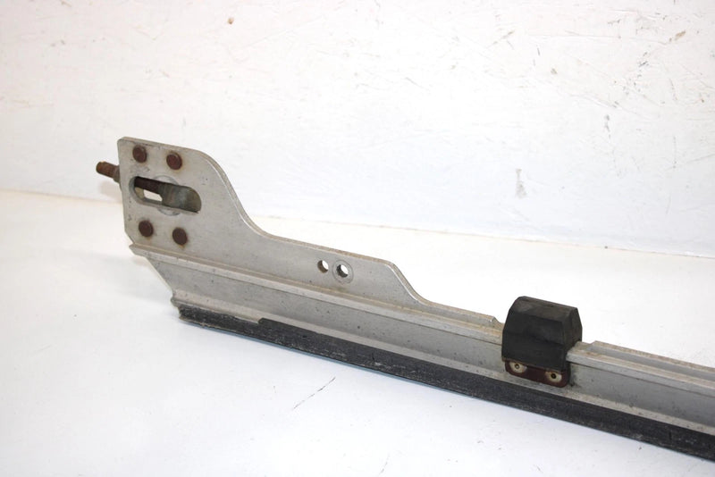 90 Yamaha Exciter Ii Le Ex570ep Oem Right Sliding Frame 1 86M-W4741-00-00 SY33