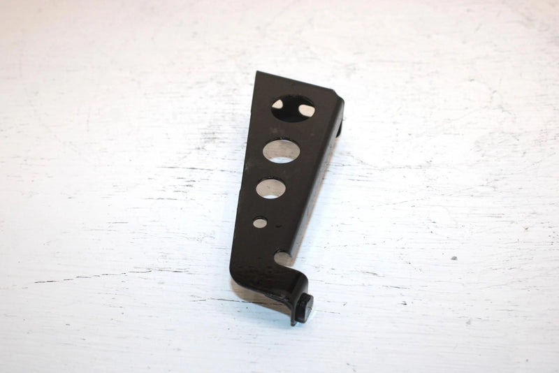 2002 Ski-doo Mxz 500 Oem Right Console Support Bracket 517302621 SS16