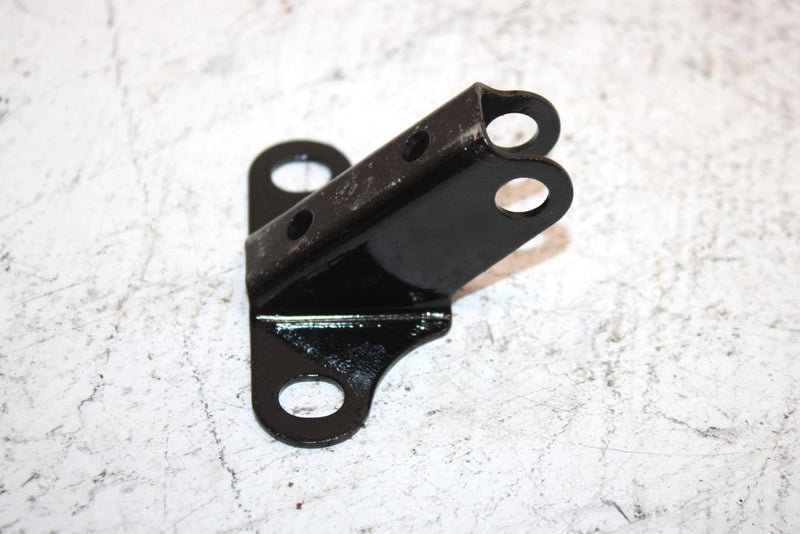 2004 Honda Fourtrax Rincon Oem Front Gearcase Bracket 50350-HN8-000 AH2