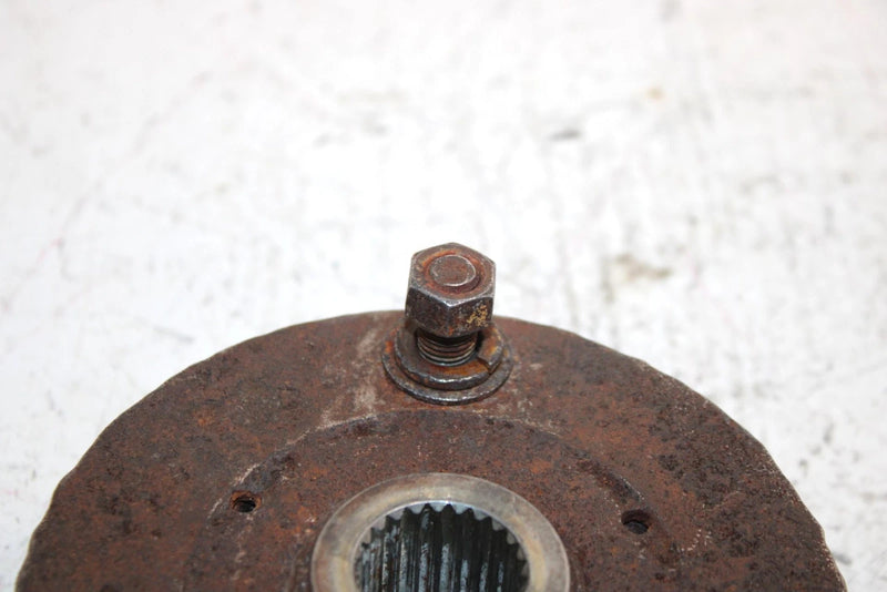 84 Yamaha  Tri Moto 3 Wheeler Oem Rear Wheel Hub 5V7-25383-00-00 AY21
