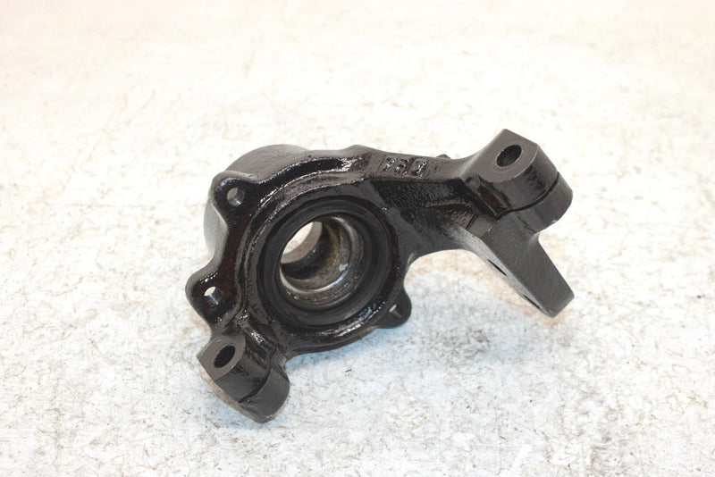 1998 Suzuki Quadrunner 250 Oem Right Steering Knuckle 51231-19B01 AS13