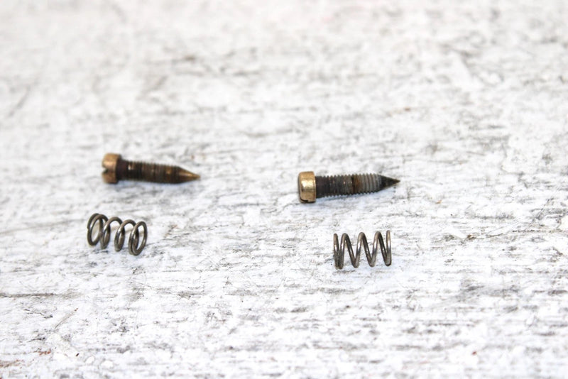 1987 Yamaha Exciter 570 L/c Oem Carb Screw Set 82M-14211-00-00 SY18