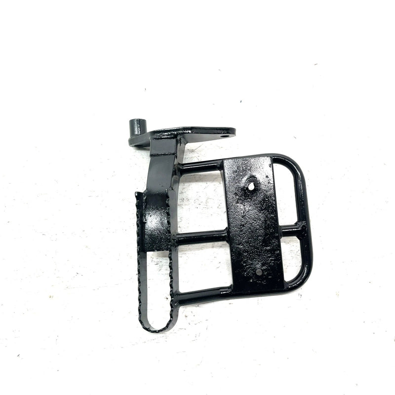 1987 Suzuki Quadrunner 300 LT300E 2x4 OEM Right Footrest 21110-41B00 AS36