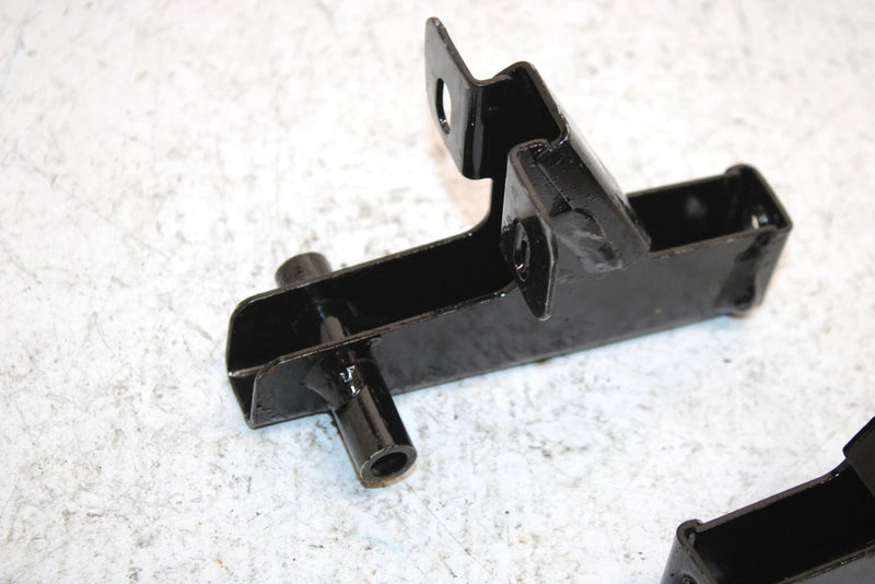 2001 Polaris Magnum 325 Oem Front Rack Support Pair 1013210-067 1013211-067 AP98
