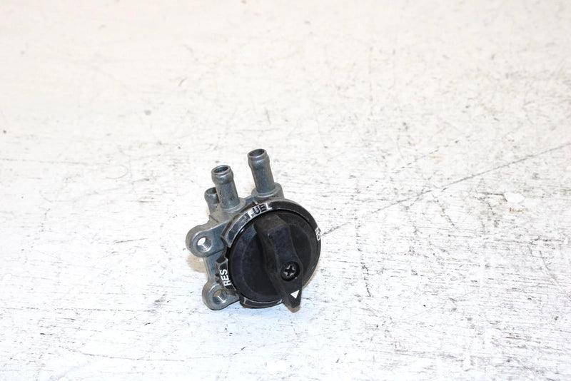 2000 Kawasaki Prairie 300 Oem Fuel Tap 51023-1404 AK31.1
