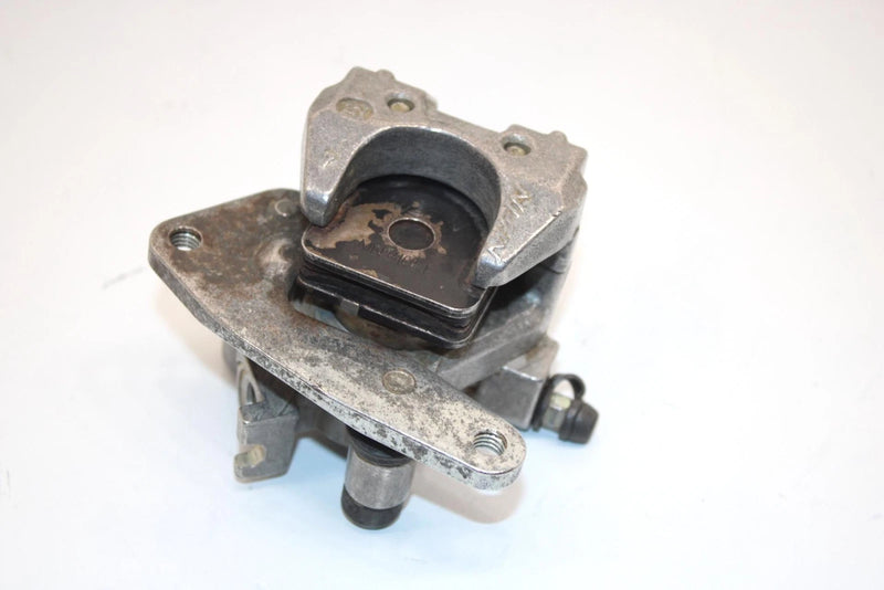 03 Yamaha  Bear Tracker 250 Yfm250xr Oem Left Caliper Assy 3GD-2580T-00-00 AY13