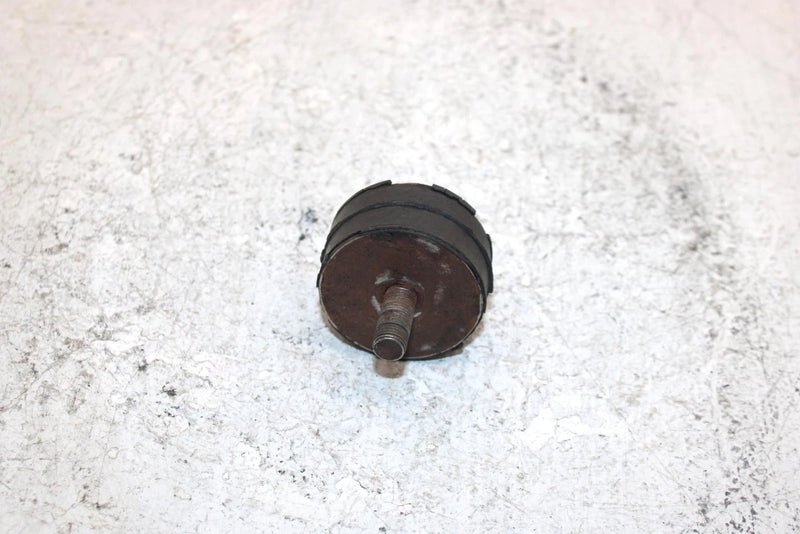 1990 Polaris Trail Boss 250 Oem Engine Mount Dampner Pair 3110028 AP162