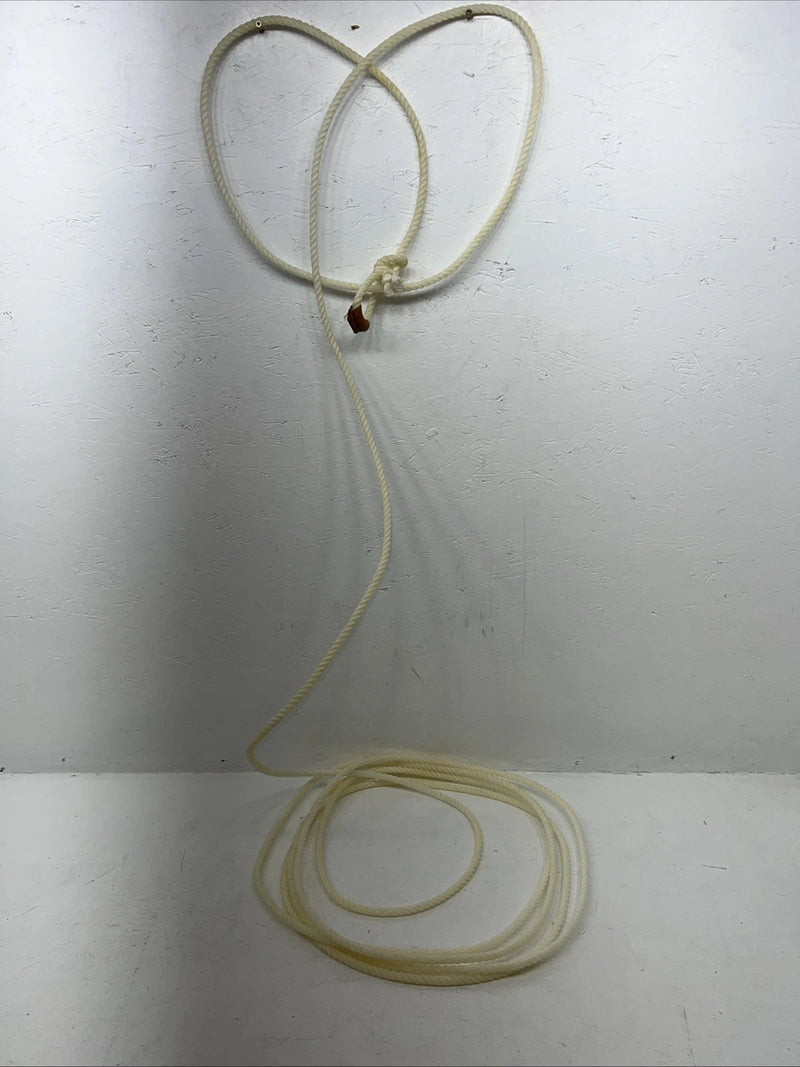 New Tough 1 White Lariat 7/16” X 30” Med Lay Rope #58-256-0-0 U-15