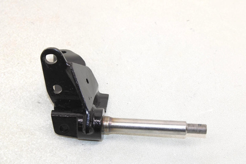 86 Polaris Trail Boss  Oem Front Left Steering Spindle 1821023 AP138