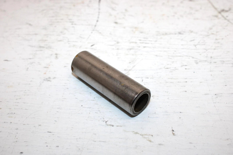 1989 Yamaha Inviter Oem Wrist Pin 818-11633-00-00 SY17