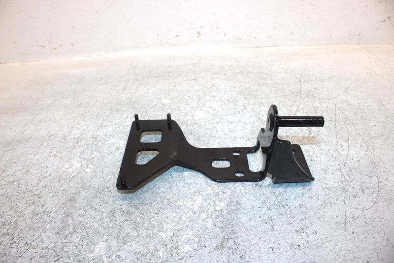 2019 Polaris Ranger 900 Xp Oem Pedal Mount Bracket 1019667-329 XP6