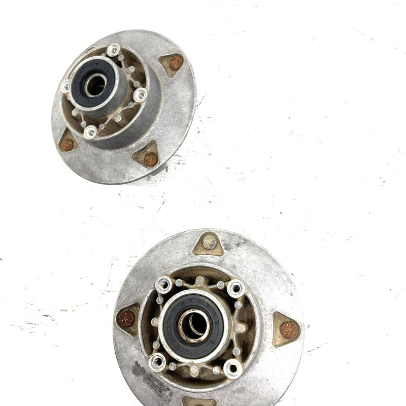 null Polaris Trail Blazer 250 ES OEM Front Wheel Hub Pair 1520453 AP236