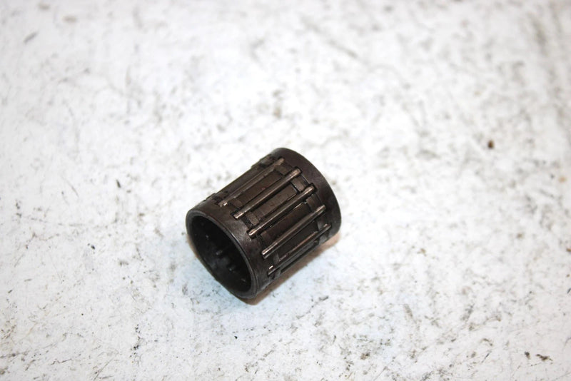 1990 Kawasaki 650 Ts Oem Wrist Pin Needle Bearing 13033-1010 JK8