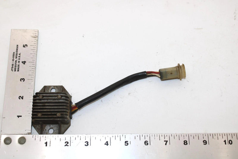 1985 Yamaha  Moto 4 Oem Voltage Regulator 29U-81960-90-00 Q2989