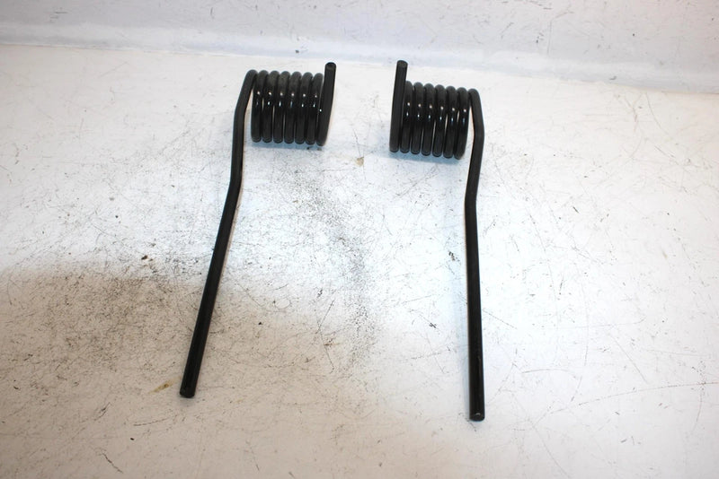 02 Ski-doo Grand Touring 500 Oem Rear Spring Set 503189681 503189683 SS24