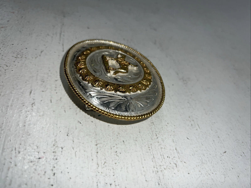 New Women’s Gold Silver Horse Rider Oval Belt Buckle. Flower Boarder F-15
