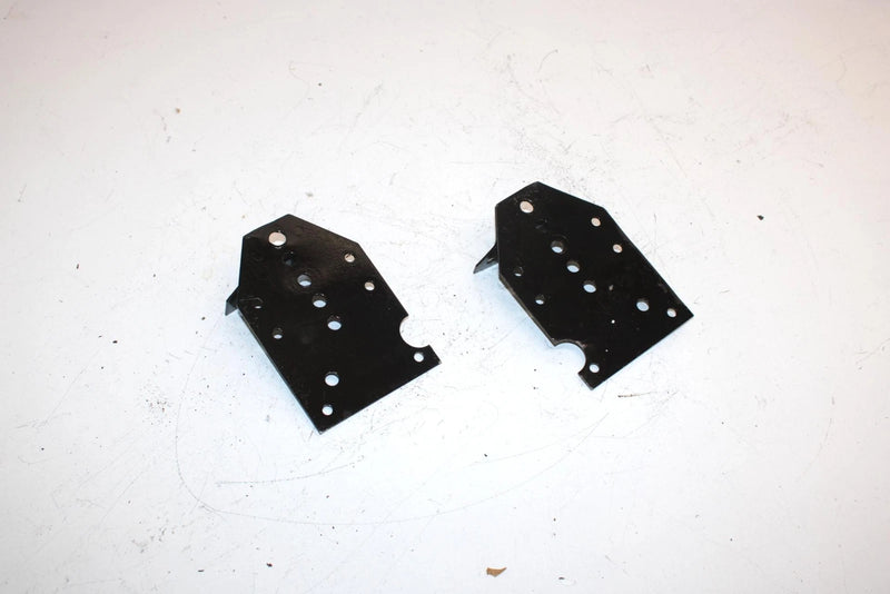 94 Polaris Xlt Sp Oem Rear Skid Mount Bracket Set 1011858-067 1011857-067 SP141