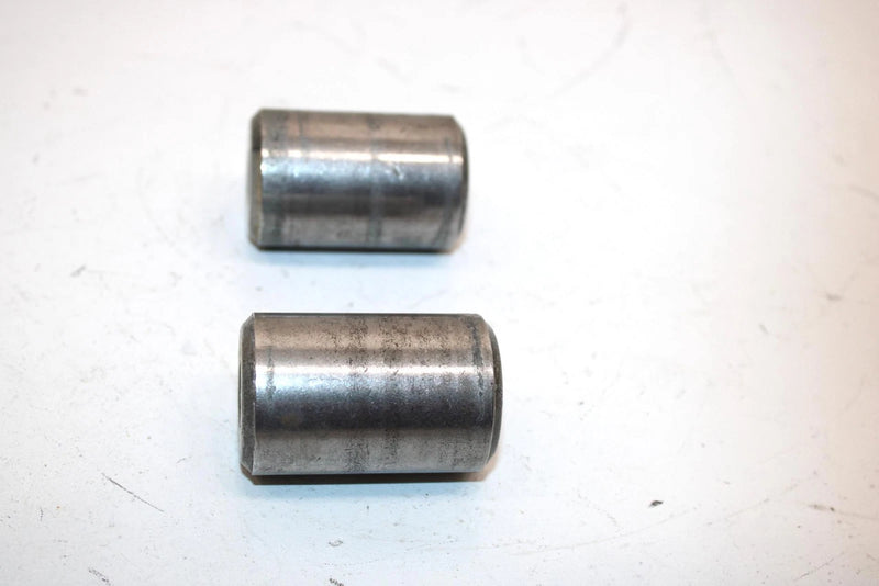 04 Polaris Sportsman 500 Oem Rear Lower Bushing Pair 5631142 5632291 Q3932