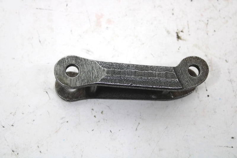 1987 Yamaha Srv Oem Front Upper Shock Mount 8L0-2382E-01-00 SY131
