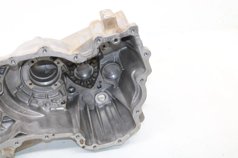 2004 Polaris Sportsman 500 Oem Transmission Gear Case Housing 3234059 AP129