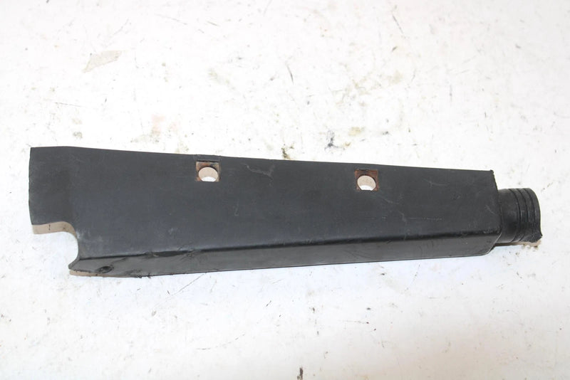 1988 Yamaha Enticer 340 Oem Right Rear Bumper Cover 8W6-77543-00-00 SY130