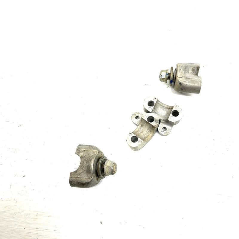01-08 Honda Sportrax 250 TRX250EX 2x4 OEM Handlebar Mount Set 53121-HC3-000 AH83