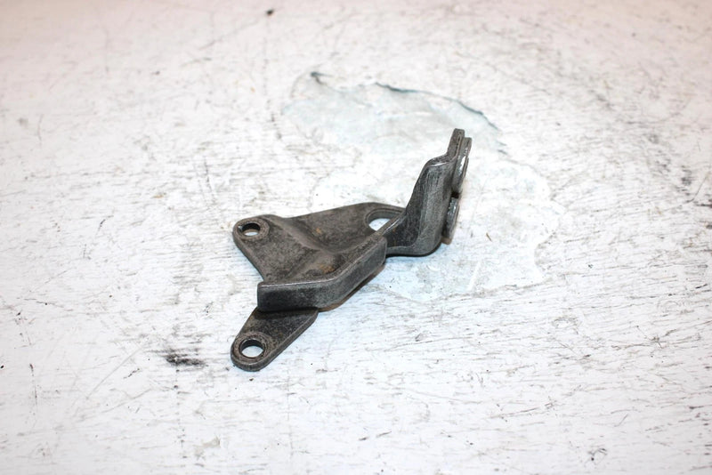 1990 Yamaha  Moto 4 Oem Rear Brake Cable Holder 52H-26381-00-00 AY5