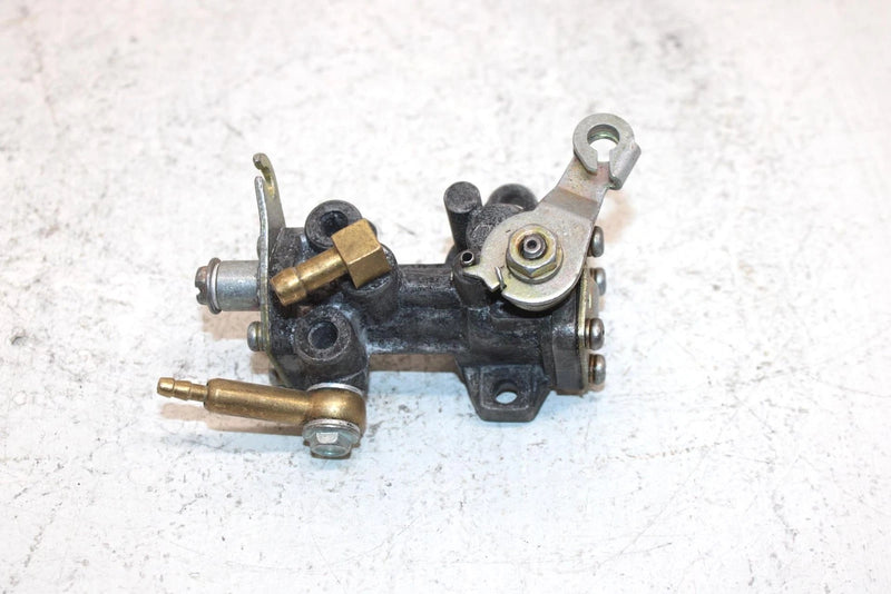 2001 Polaris Xplorer Oem  Oil Pump 3087044 3089279 AP167