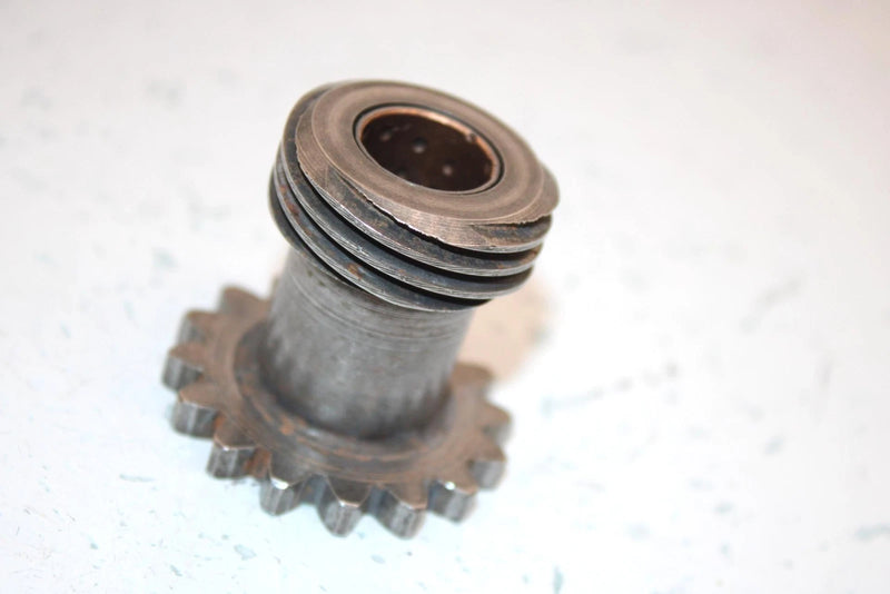 86 Suzuki Lt185 Model F Oem Odometer Drive Gear 26460-24411 AS1