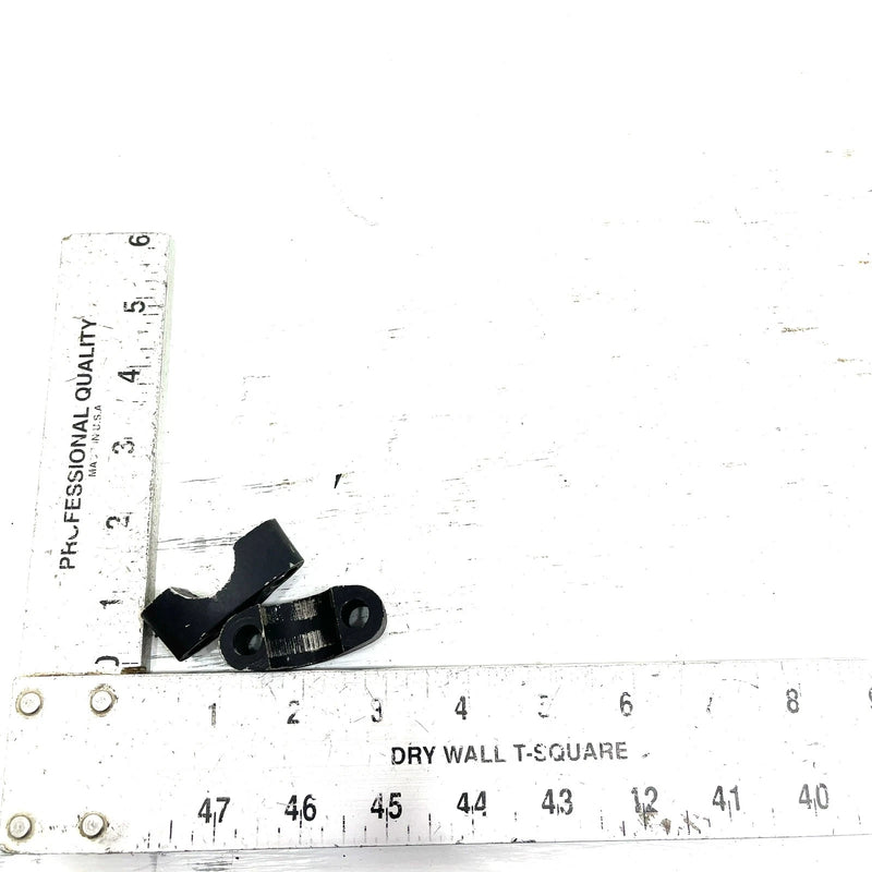 1986 Yamaha Moto 4 OEM Handlebar Clamp Pair 1E6-23441-00-00 AY66