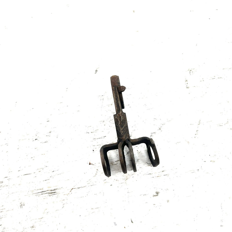 83-85 Yamaha Tri Moto 200 YTM200 OEM Rear Caliper Lever Arm 21V-25726-01-00 AY59