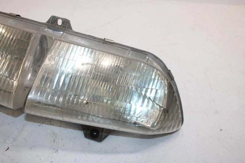 96 Polaris Xcr Sp 600 Oem Headlight W/Bulbs 2431009 SP154