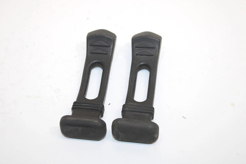 2005 Yamaha Rs Vector Er Oem Body Strap Latch Set 8FA-77171-00-00 SY59