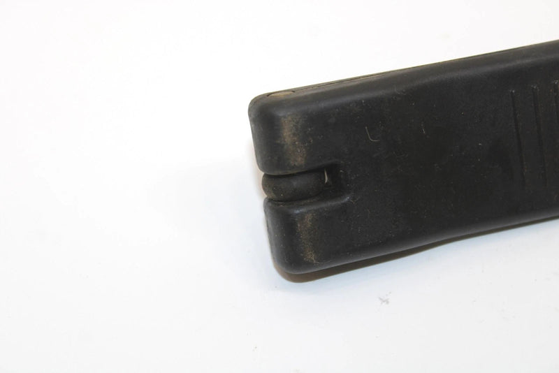 2003 Ski-doo Grand Touring 800 Oem Backrest Lock Lever 572038200 SS85
