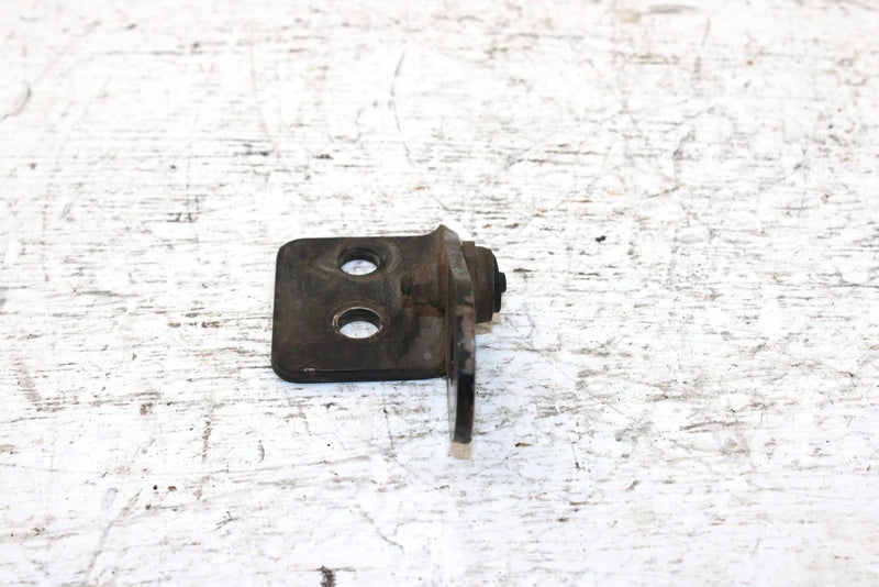 1995 Polaris 300 Oem Upper Engine Mount 5240704-067 AP215